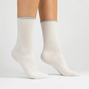 Elizabeth Reid Women's Cashmere Crew Socks - Winter White